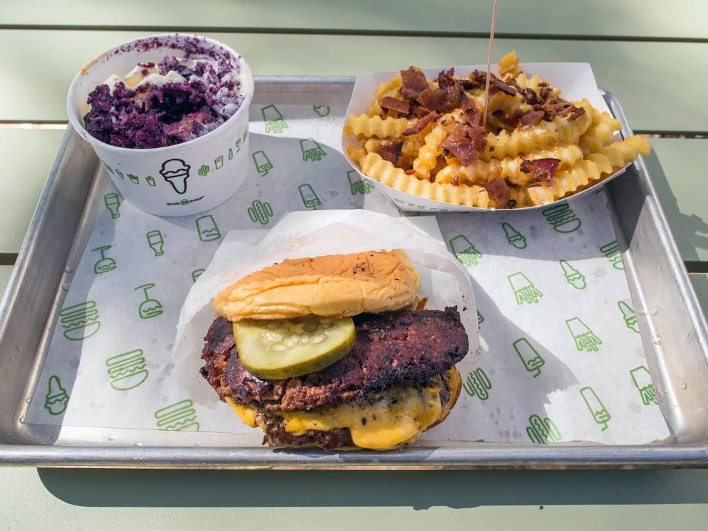 Shake Shack | restaurant | 2500 N Pearl St, Dallas, TX 75201, USA | 2149831023 OR +1 214-983-1023