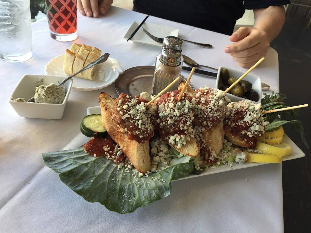 Spoon River Artworks and Market | restaurant | 263 Pamlico St, Belhaven, NC 27810, USA | 2529453899 OR +1 252-945-3899