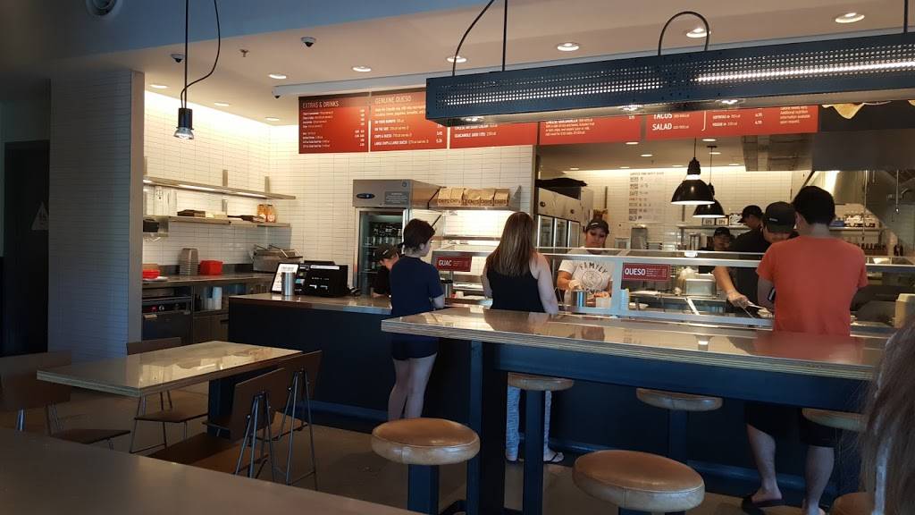 Chipotle Mexican Grill | restaurant | 16595 Sierra Lakes Pkwy Ste 100, Fontana, CA 92336, USA | 9093500054 OR +1 909-350-0054