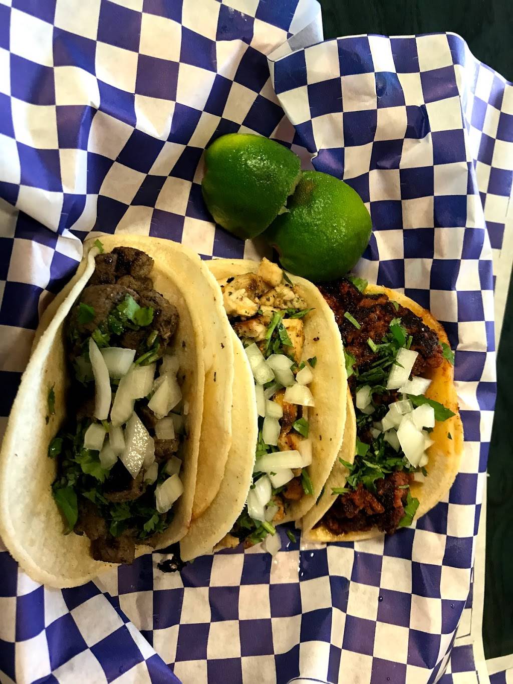 Marias Mexican Restaurant | restaurant | 7650 I-35E #112, Corinth, TX 76210, USA | 9402690411 OR +1 940-269-0411