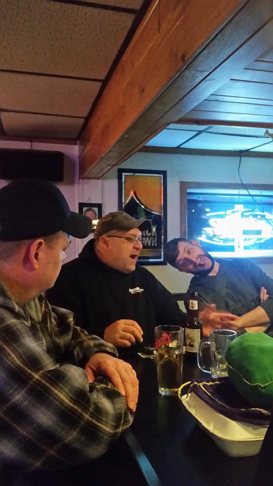 Sassys Bar & Grill | restaurant | N4510 County Rd A, Black Creek, WI 54106, USA | 9207331852 OR +1 920-733-1852