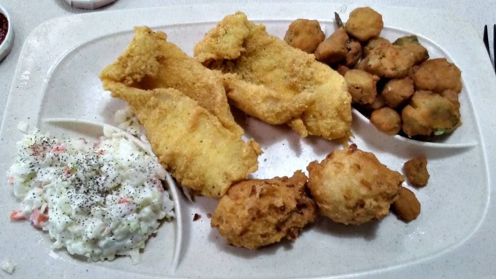 Captain Ds | restaurant | 5232 Bardstown Rd, Louisville, KY 40291, USA | 5024997189 OR +1 502-499-7189