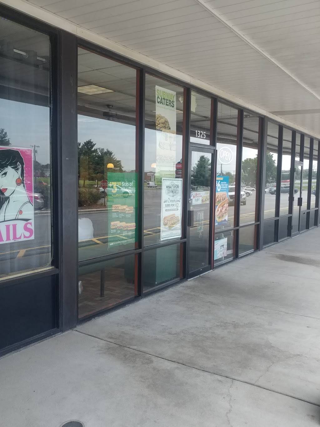 Subway | restaurant | 1325 Edwin Miller Blvd, Martinsburg, WV 25404, USA | 3042672117 OR +1 304-267-2117