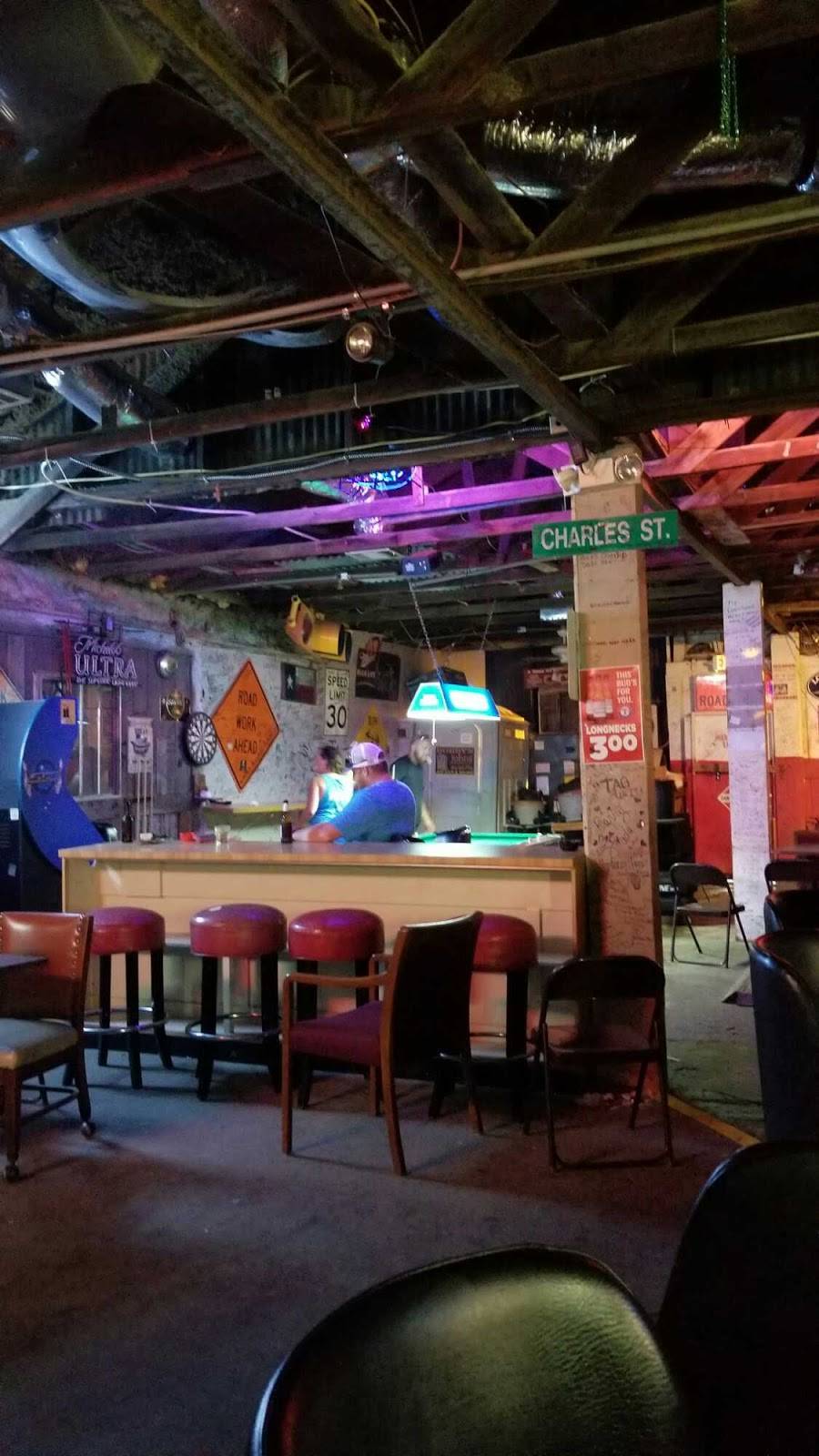 Busy Bee Cafe | restaurant | 301 S Main St, Maypearl, TX 76064, USA | 9724358222 OR +1 972-435-8222