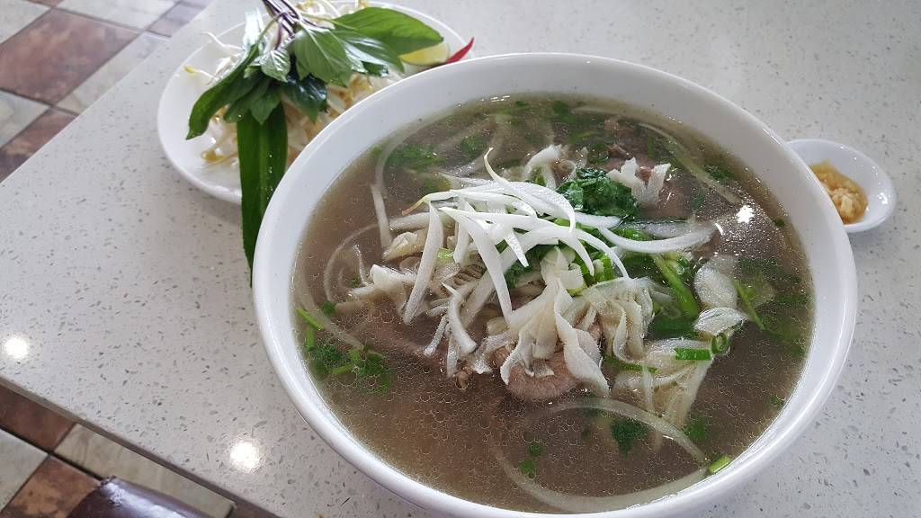 Bo 7 Mon | restaurant | 2437 Finch Ave W, North York, ON M9M 2E7, Canada | 6473488199 OR +1 647-348-8199