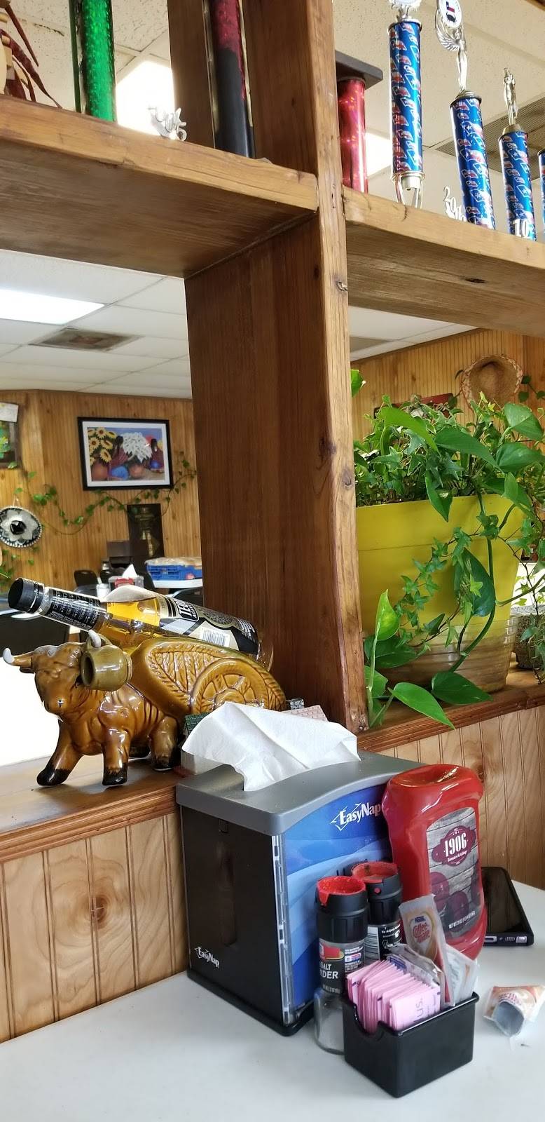 La Playita Restaurant | restaurant | 703 Madison Ave, Port Bolivar, TX 77650, USA | 4096841383 OR +1 409-684-1383