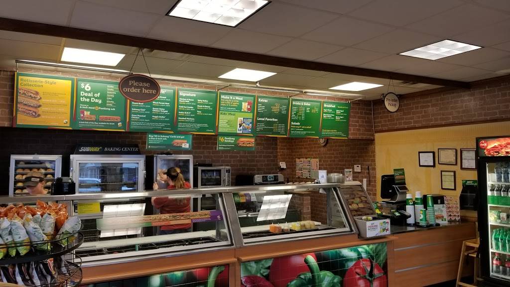 Subway | restaurant | 1108 N Main St, Shelbyville, TN 37160, USA | 9316801299 OR +1 931-680-1299