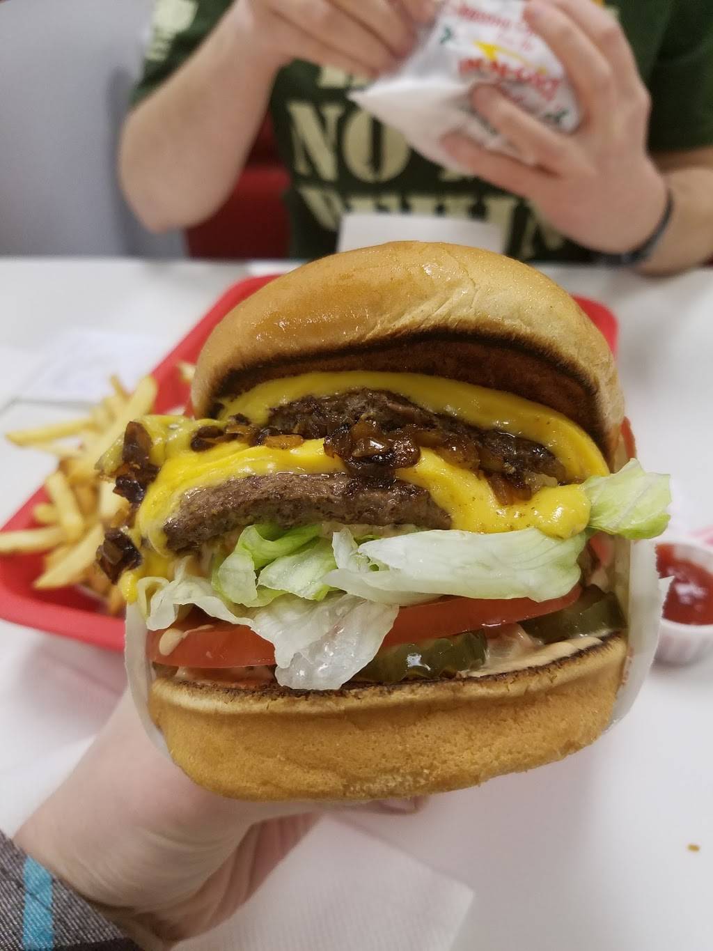 In-N-Out Burger | restaurant | 2740 N Central Expy, Plano, TX 75074, USA | 8007861000 OR +1 800-786-1000