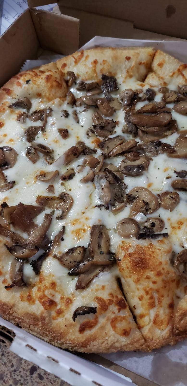 La Napoli | restaurant | 427 S Mountain Blvd, Mountain Top, PA 18707, USA | 5704749671 OR +1 570-474-9671