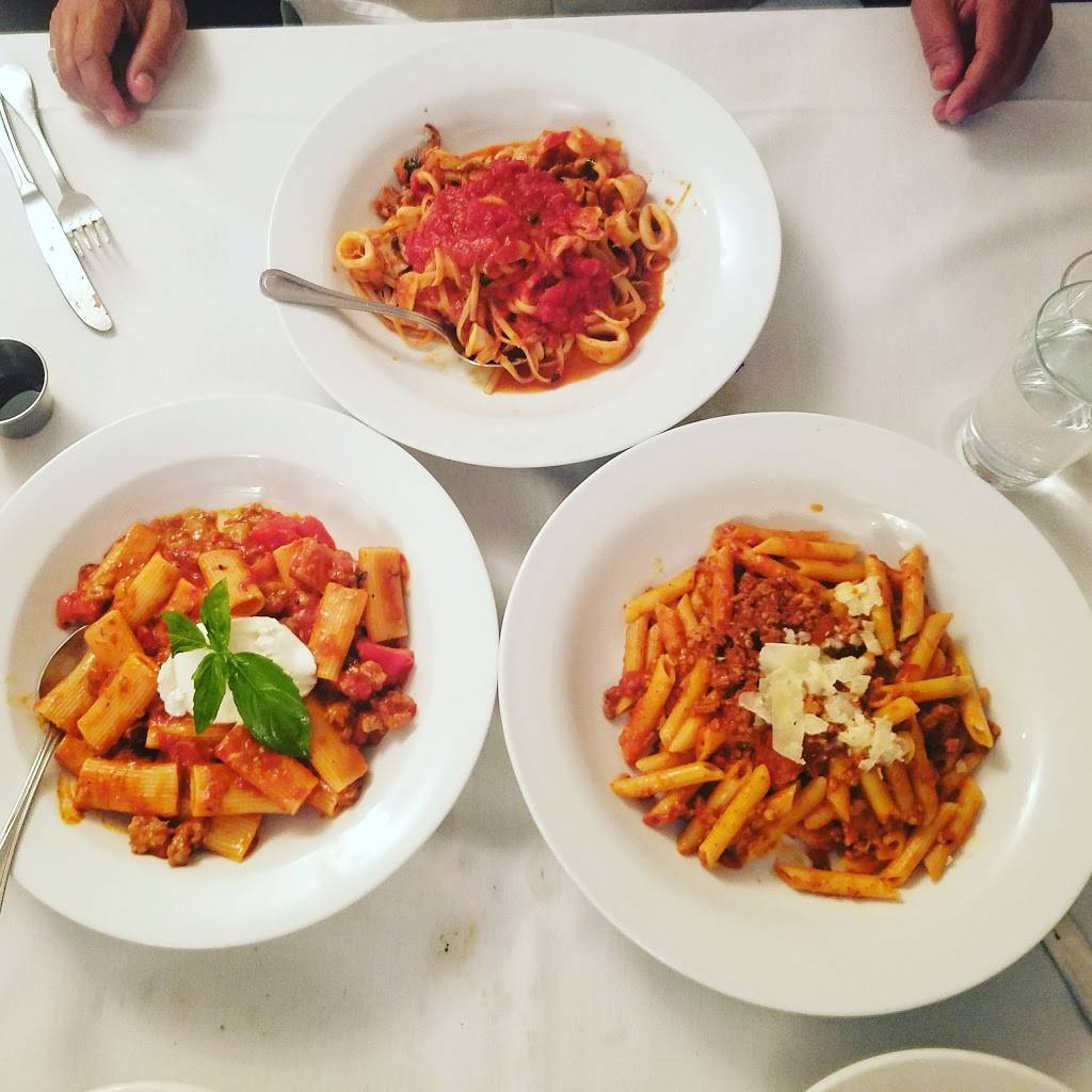 Oscars Italian Restaurant | restaurant | 2026 Saw Mill River Rd, Yorktown Heights, NY 10598, USA | 9142454811 OR +1 914-245-4811