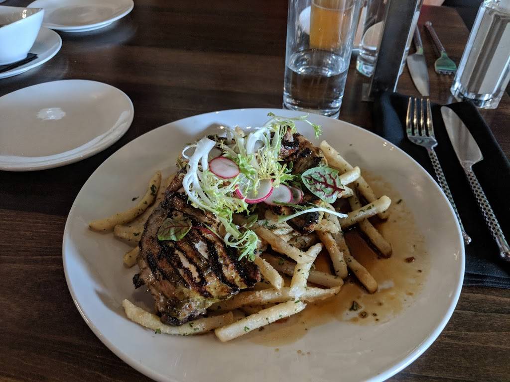 712 Eat + Drink | restaurant | 1851 Madison Ave #700, Council Bluffs, IA 51503, USA | 7122565525 OR +1 712-256-5525