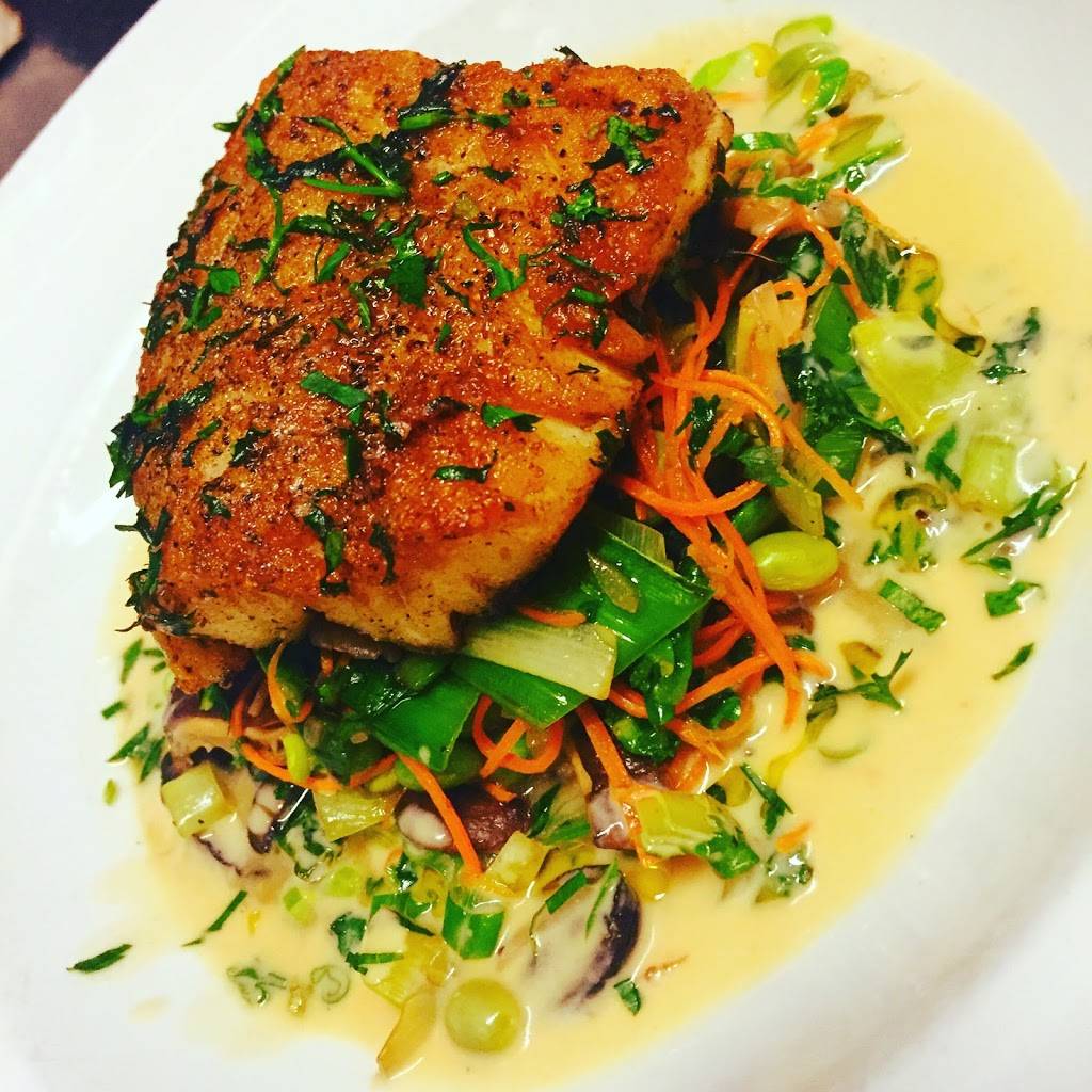 Navy Yard Bistro & Wine Bar | restaurant | 1 6th St, Charlestown, MA 02129, USA | 6172420036 OR +1 617-242-0036