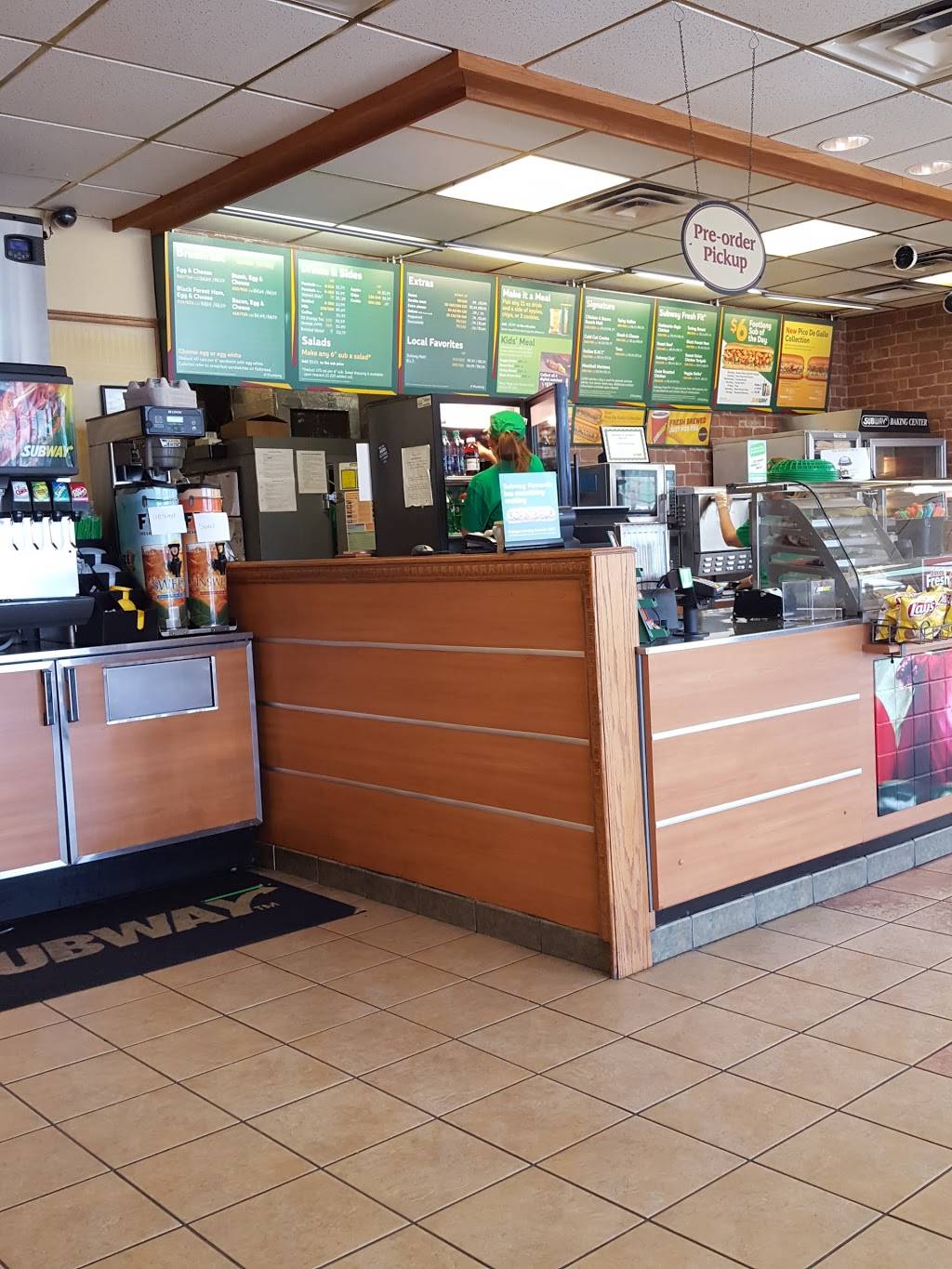 Subway | restaurant | 526 US-71, Alma, AR 72921, USA | 4796323550 OR +1 479-632-3550