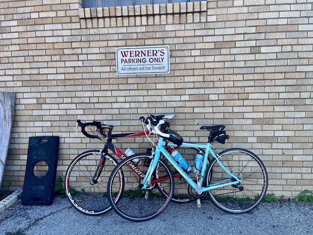 Werners Fine Sausages | restaurant | 5736 Johnson Dr, Mission, KS 66202, USA | 9133625955 OR +1 913-362-5955