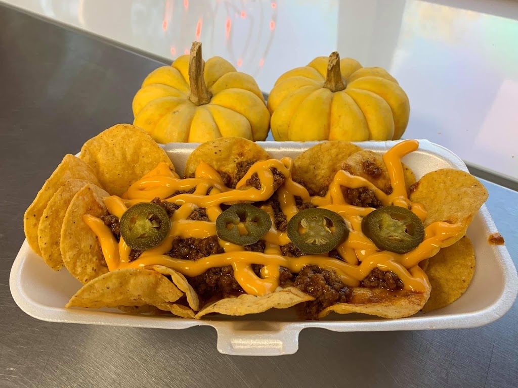 Menifee County Frosty Freeze | restaurant | 1085 Main St, Frenchburg, KY 40322, USA | 6067683121 OR +1 606-768-3121