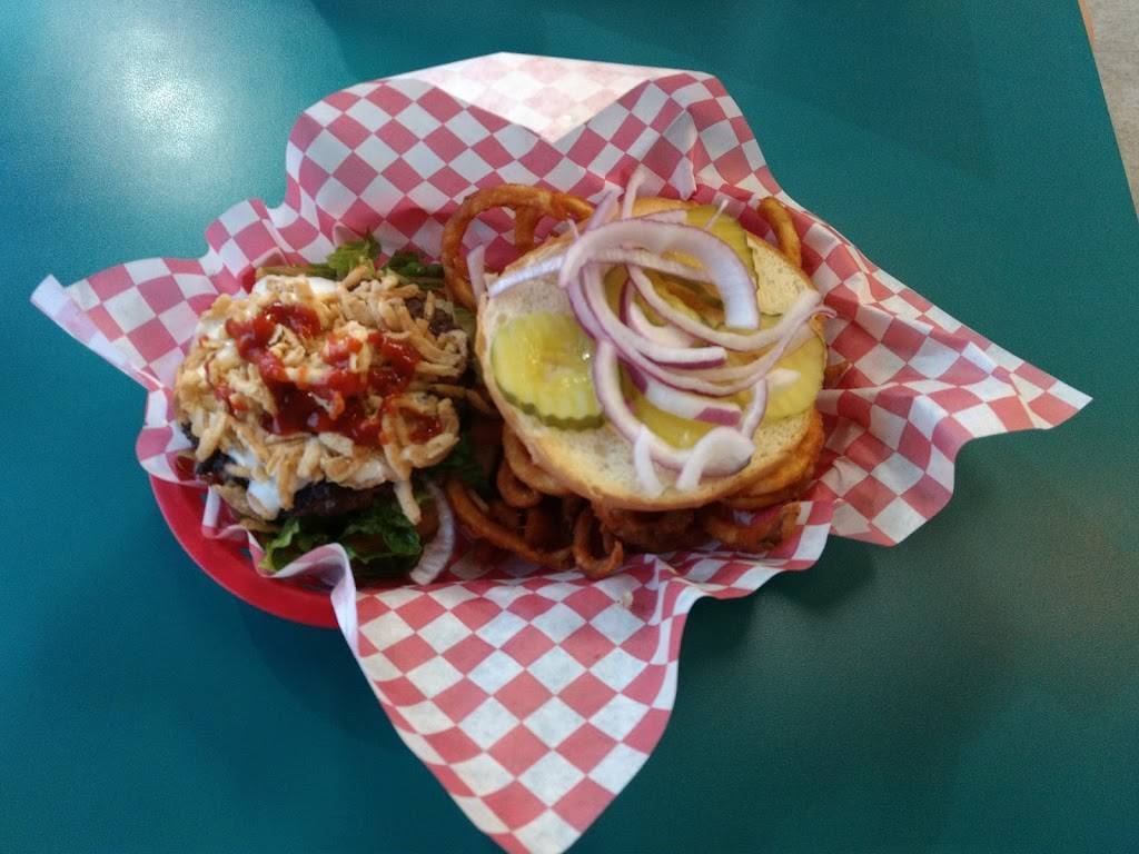 Js Gourmet Burger | restaurant | 8463 S 212th St, Kent, WA 98031, USA | 2532208098 OR +1 253-220-8098