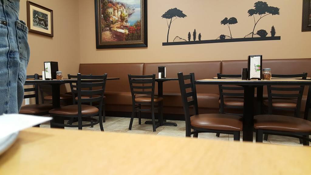 Foxs Pizza Den | restaurant | 1070 W Main St, Plainfield, IN 46168, USA | 3172688558 OR +1 317-268-8558