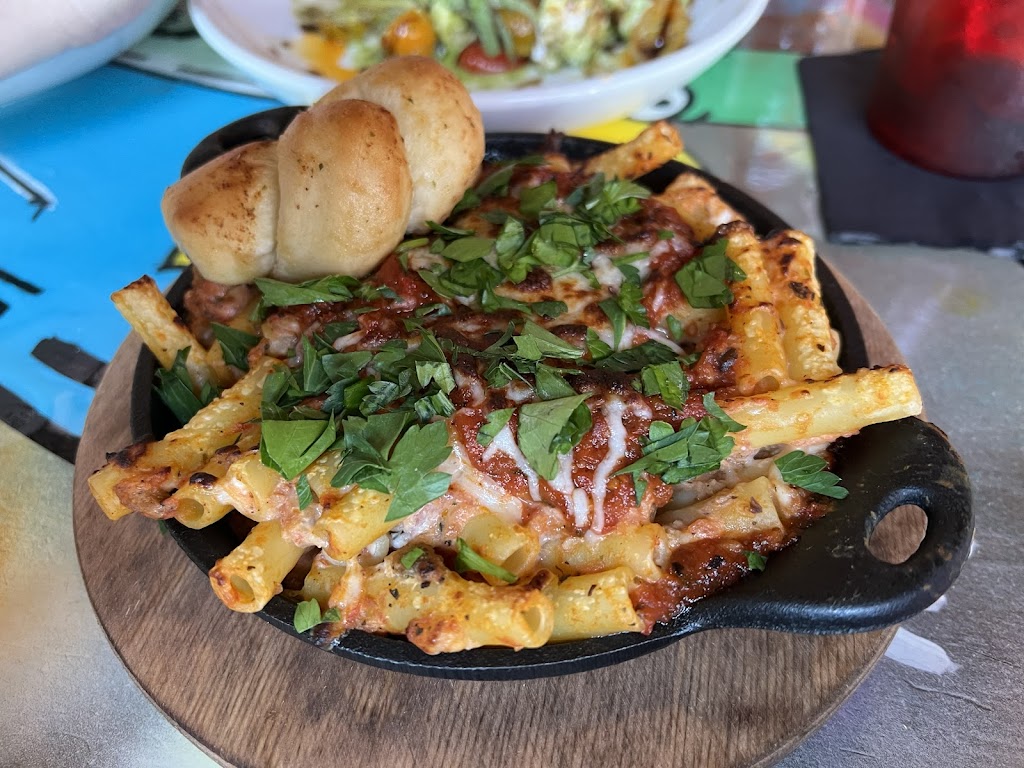 Graffiti Pasta | restaurant | 118 W Oak St, Denton, TX 76201, USA | 9403239489 OR +1 940-323-9489