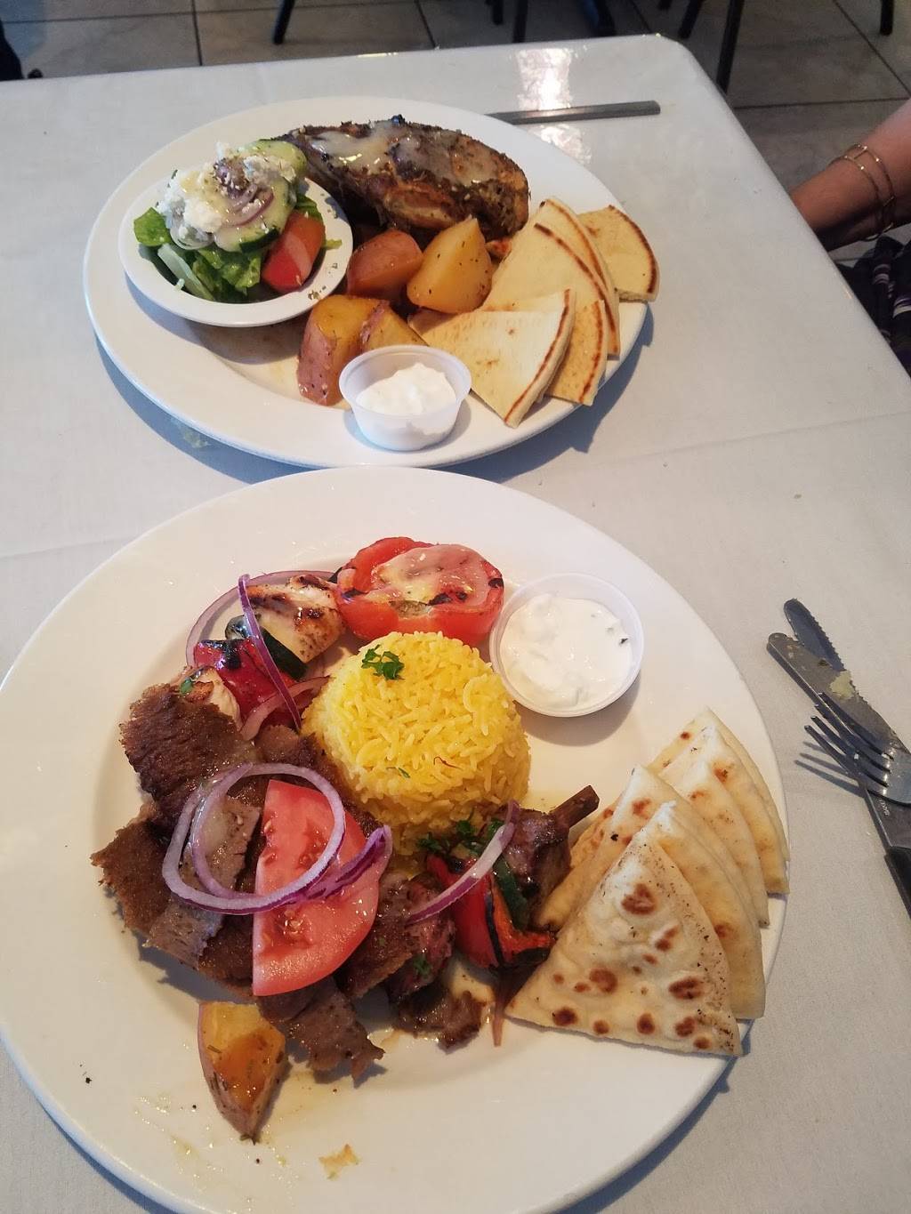 Zinos Greek and Mediterranean Cuisine | restaurant | 7040 N Mesa St, El Paso, TX 79912, USA | 9155848166 OR +1 915-584-8166