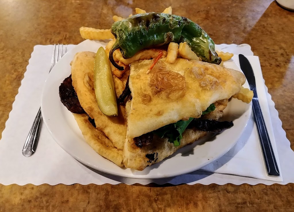 Junction Restaurant | restaurant | 100 E, Indian Rte 102, Chinle, AZ 86503, USA | 9286748443 OR +1 928-674-8443