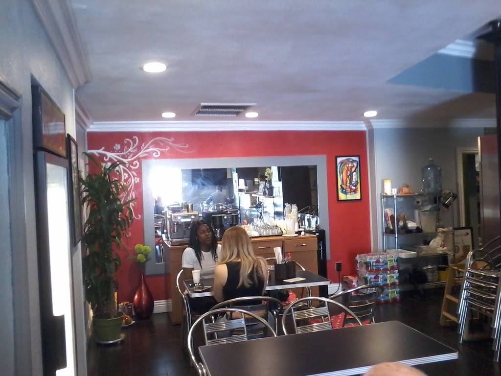 Mangosteen | restaurant | 510 E Broadway, Long Beach, CA 90802, USA | 5624955999 OR +1 562-495-5999