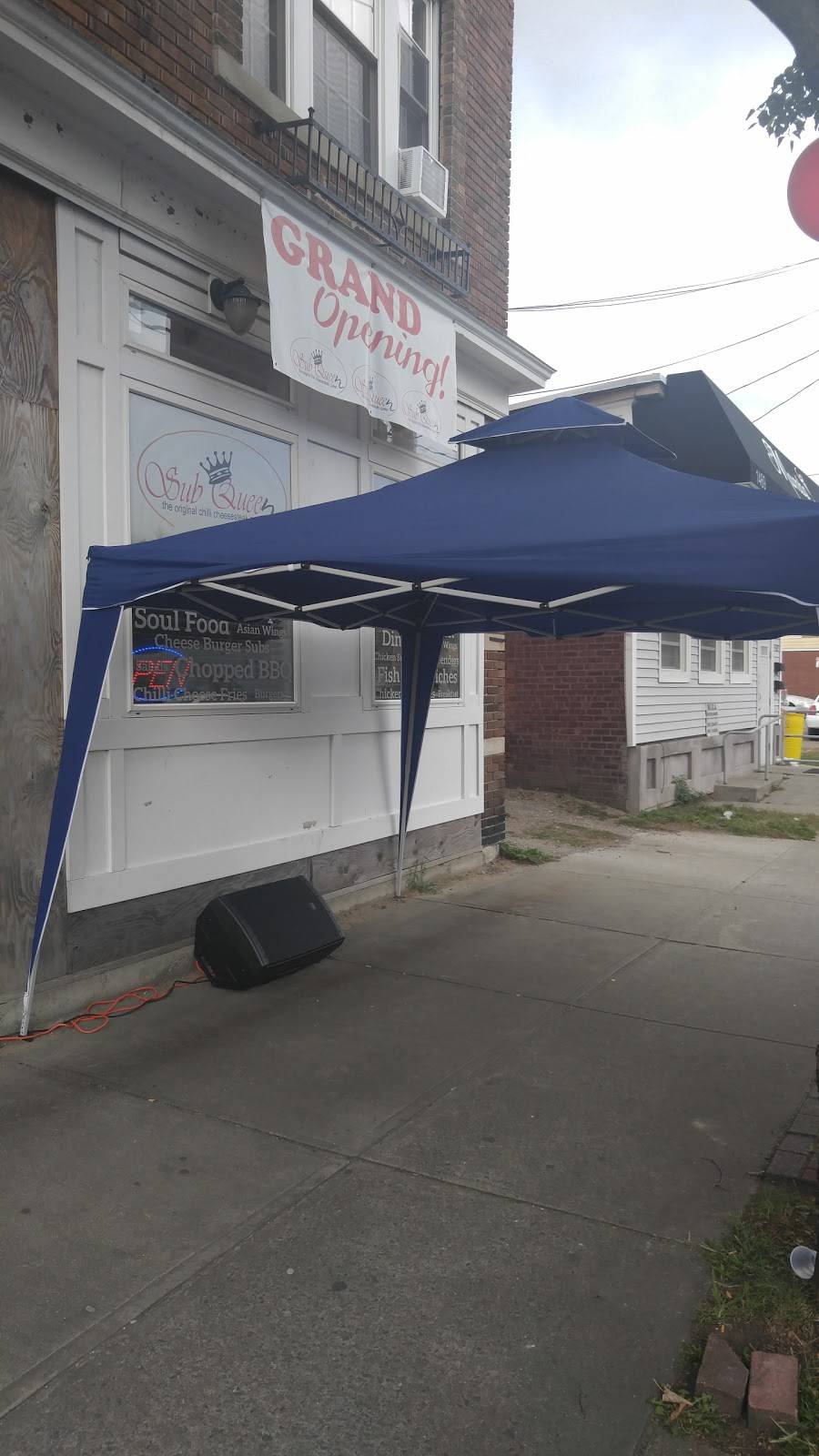 Sub Queen | restaurant | 1459 Stratford Ave, Bridgeport, CT 06607, USA | 2035405357 OR +1 203-540-5357