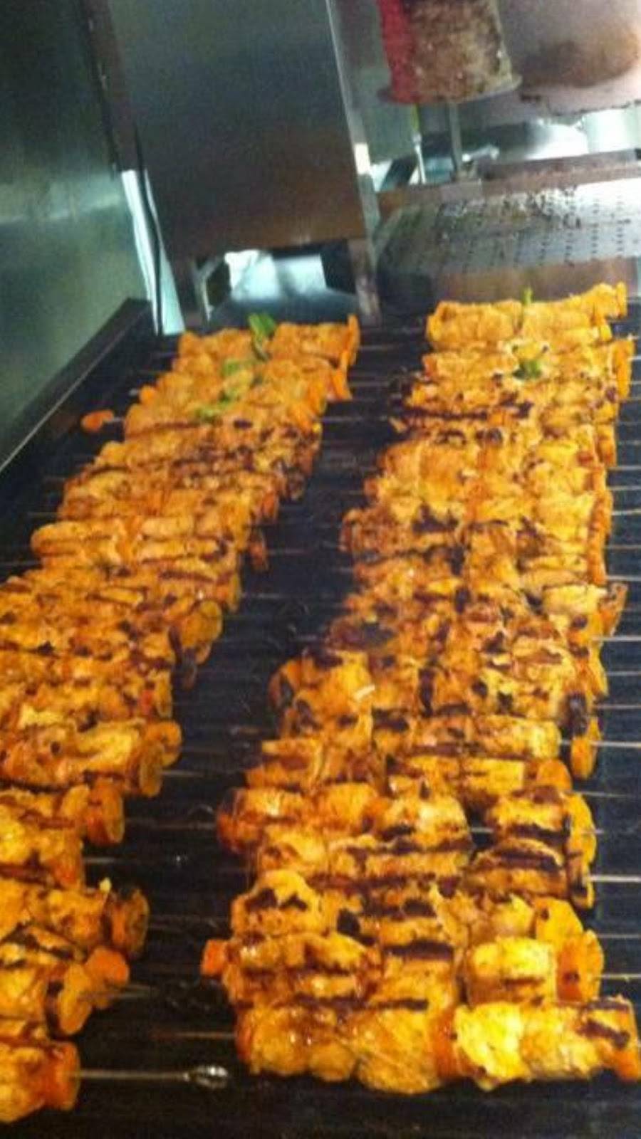 K & M Shish Palace | restaurant | 2751 University Dr, Auburn Hills, MI 48326, USA | 2489184453 OR +1 248-918-4453