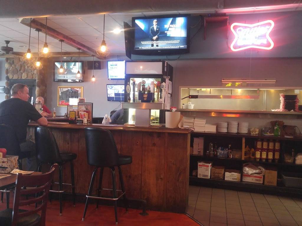 By Gollys Bar & Grill | restaurant | 714 Lila Ave, Milford, OH 45150, USA | 5132484444 OR +1 513-248-4444