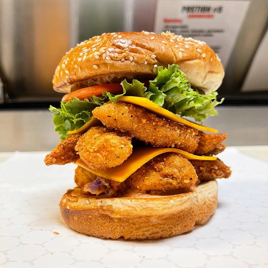 Mad Chicken | restaurant | 1100 N Federal Hwy, Hollywood, FL 33020, USA | 9545054695 OR +1 954-505-4695