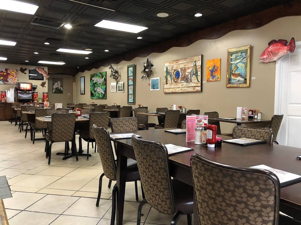 Charlies Restaurant-Catering | restaurant | 6129 E St Bernard Hwy, Violet, LA 70092, USA | 5046829057 OR +1 504-682-9057