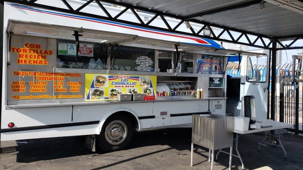 Carnitas Los 3 Puerquitos | restaurant | 981 E Vernon Ave, Los Angeles, CA 90011, USA | 3233693111 OR +1 323-369-3111