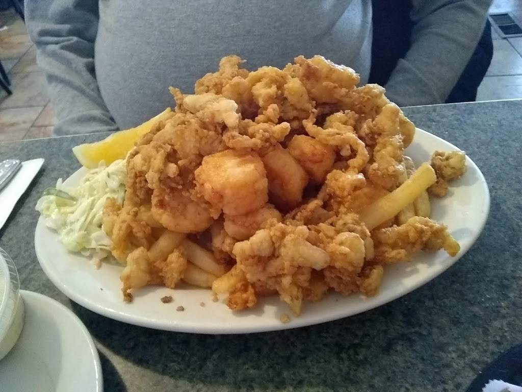 Causway diner | restaurant | MA-133, Gloucester, MA 01930, USA | 9782815256 OR +1 978-281-5256