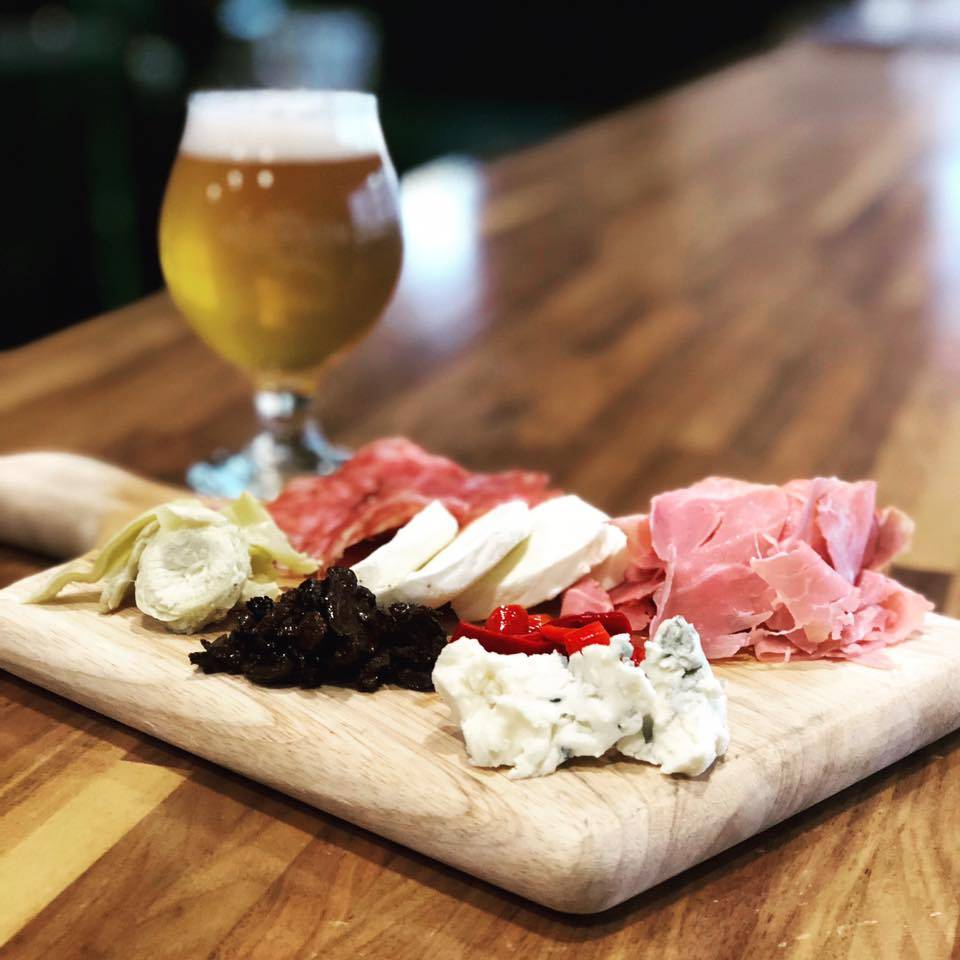 Stickmen Brewing Company (Tualatin Beer Hall) | restaurant | 19475 SW 118th Ave Suite 1, Tualatin, OR 97062, USA | 5034867197 OR +1 503-486-7197