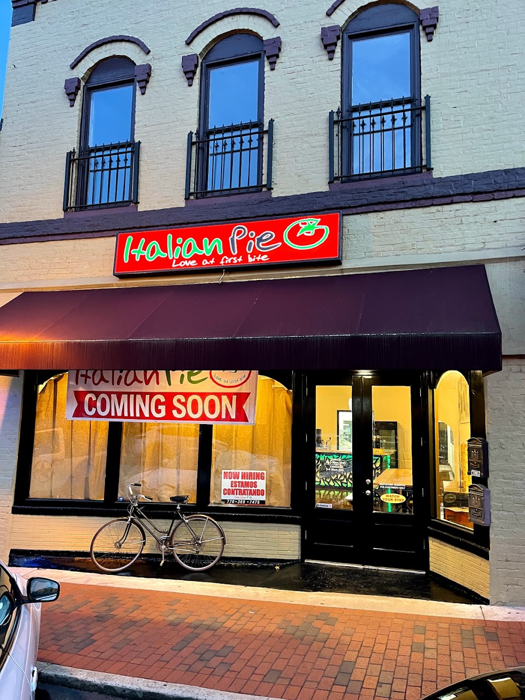 Italian pie (Buford) | restaurant | 39 E Main St NE, Buford, GA 30518, USA | 6789263454 OR +1 678-926-3454