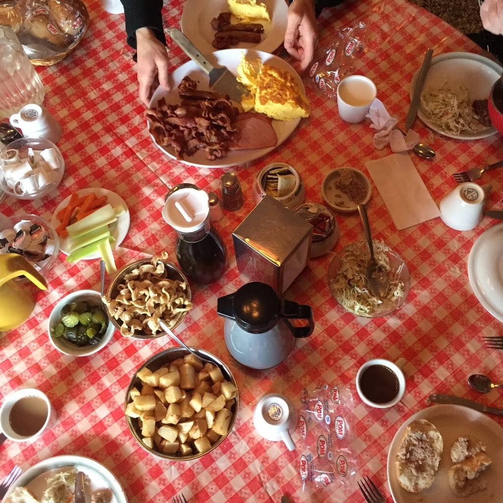 Erablière St-Valentin | restaurant | 283 Chemin de la 3e-Ligne, Saint-Valentin, QC J0J 2E0, Canada | 4502913414 OR +1 450-291-3414