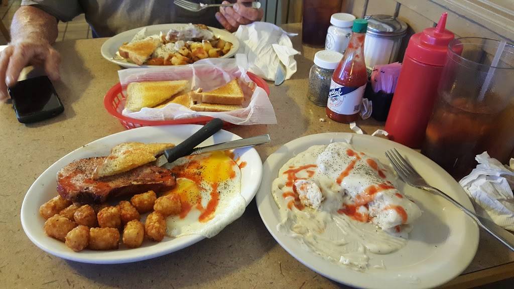 Country House Restaurant | restaurant | 13394 W Colonial Dr, Winter Garden, FL 34787, USA | 4076561421 OR +1 407-656-1421