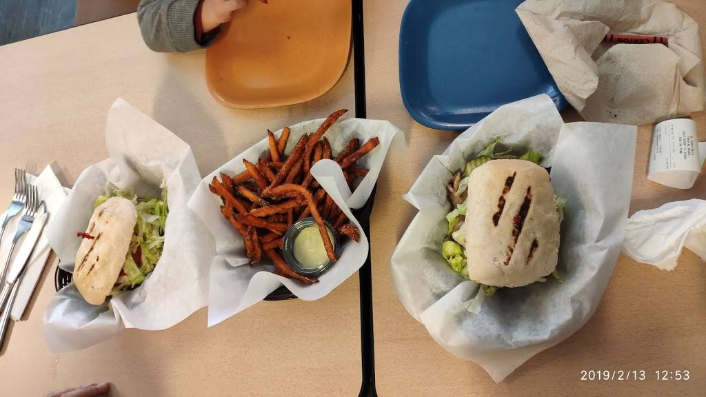 El Paseo Grill | restaurant | 73030 El Paseo #103, Palm Desert, CA 92260, USA | 7603467900 OR +1 760-346-7900