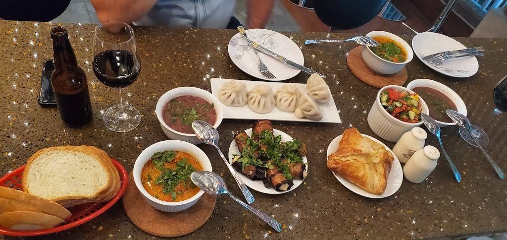 Rumors Bar Bistro | restaurant | 7163 Yonge St Unit 103, Thornhill, ON L3T 2A9, Canada | 2895974678 OR +1 289-597-4678