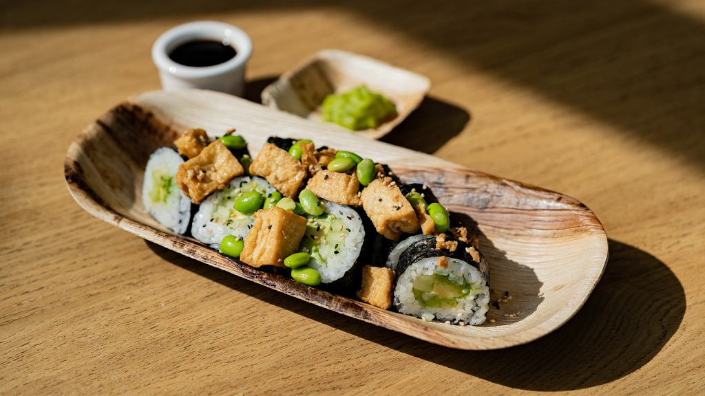 TOKYROLL Sushi & Poké - Lincoln City Outlets | restaurant | 1500 SE East Devils Lake Rd Suite 302, Lincoln City, OR 97367, USA | 8886597655 OR +1 888-659-7655