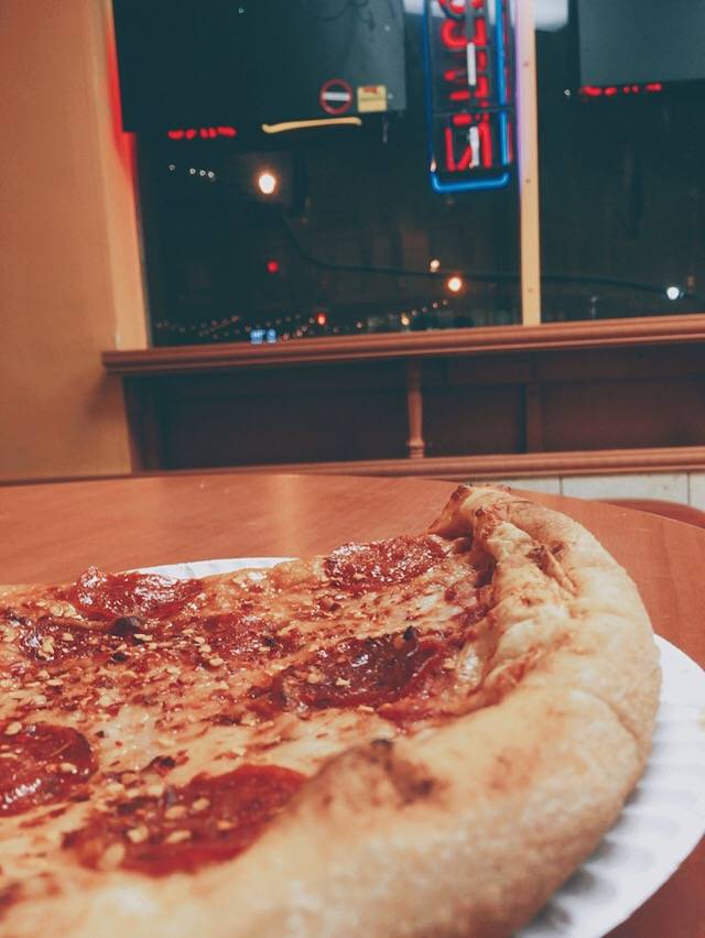 Jumbo Slice Pizza Kouzina Angelinas | restaurant | 725 Florida Ave NW, Washington, DC 20001, USA | 2025887448 OR +1 202-588-7448