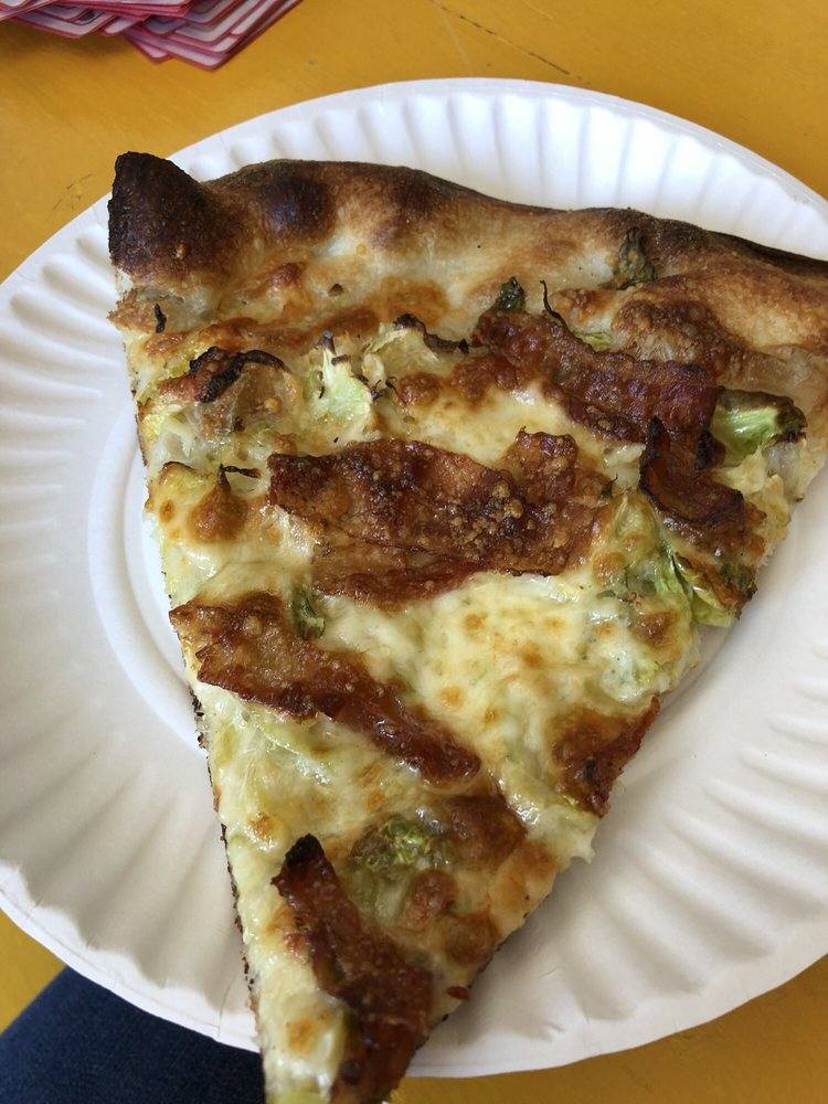 Christos Pizza | restaurant | 40 Cambridge St, Worcester, MA 01603, USA | 5087995909 OR +1 508-799-5909