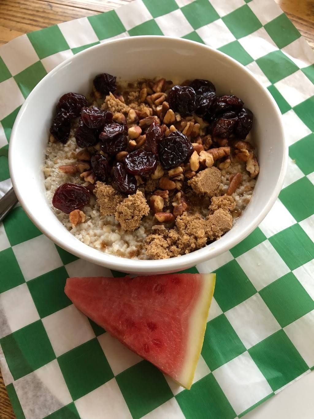 Trishs Dishes | meal takeaway | 407 S Main St, Leland, MI 49654, USA | 2319942288 OR +1 231-994-2288