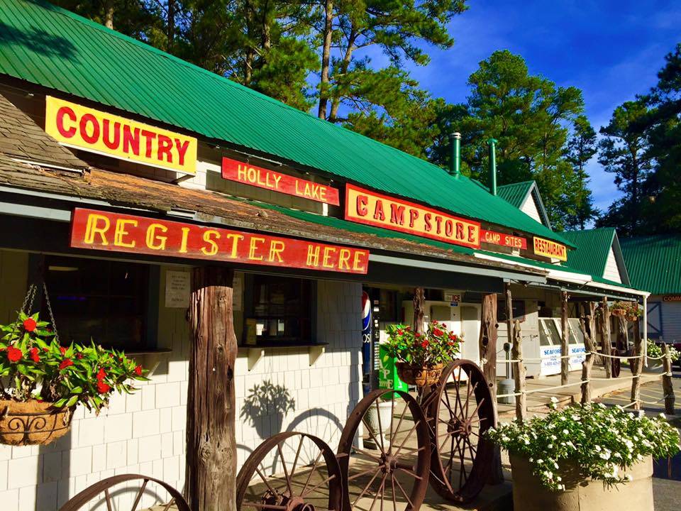 Holly Lake Campsites | restaurant | 32087 Holly Lake Rd, Millsboro, DE 19966, USA | 3029453410 OR +1 302-945-3410