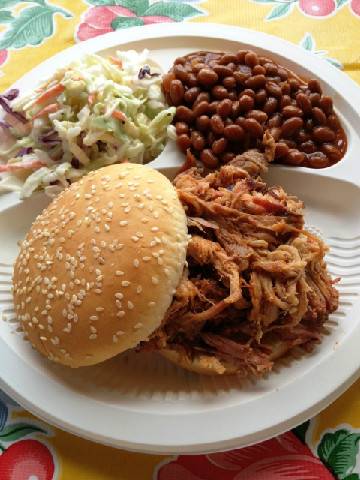 State Line Barbecue Company | restaurant | 4428, 2020 Sadler Rd, Fernandina Beach, FL 32034, USA | 9043106652 OR +1 904-310-6652