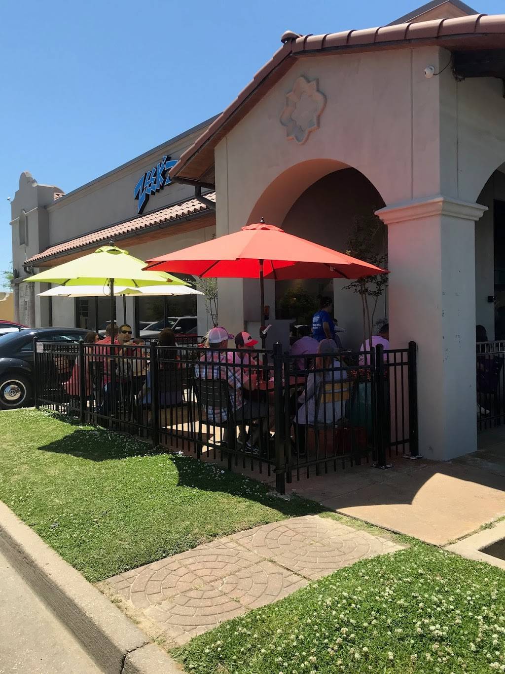 Zeekz Dogwood | restaurant | 96 Laurel Park Dr, Flowood, MS 39232, USA | 7695724802 OR +1 769-572-4802