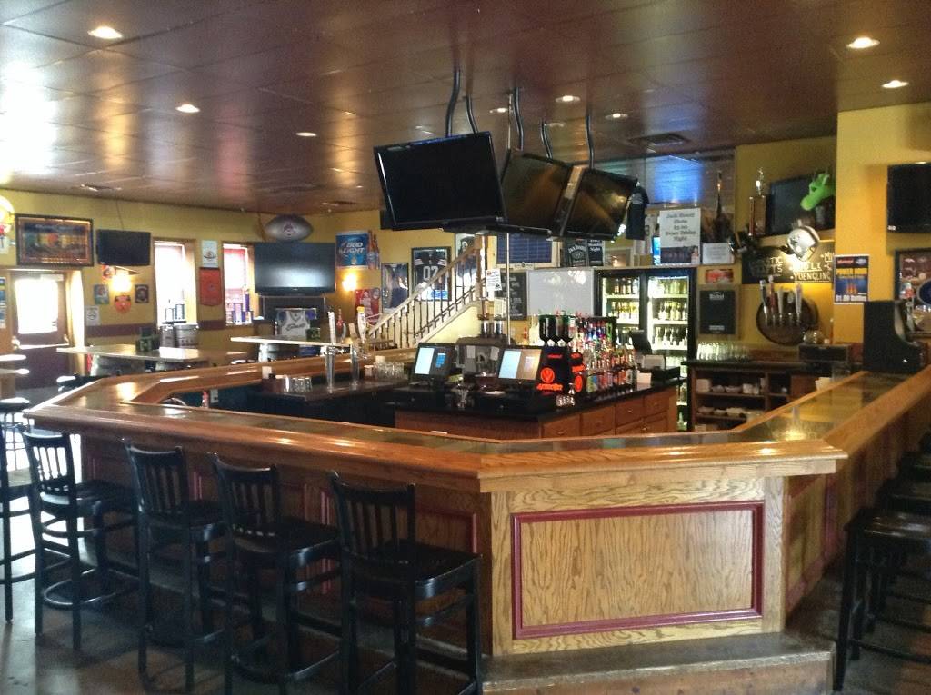 Slim & Jumbos | restaurant | 8101 Main St, Garrettsville, OH 44231, USA | 3305270999 OR +1 330-527-0999