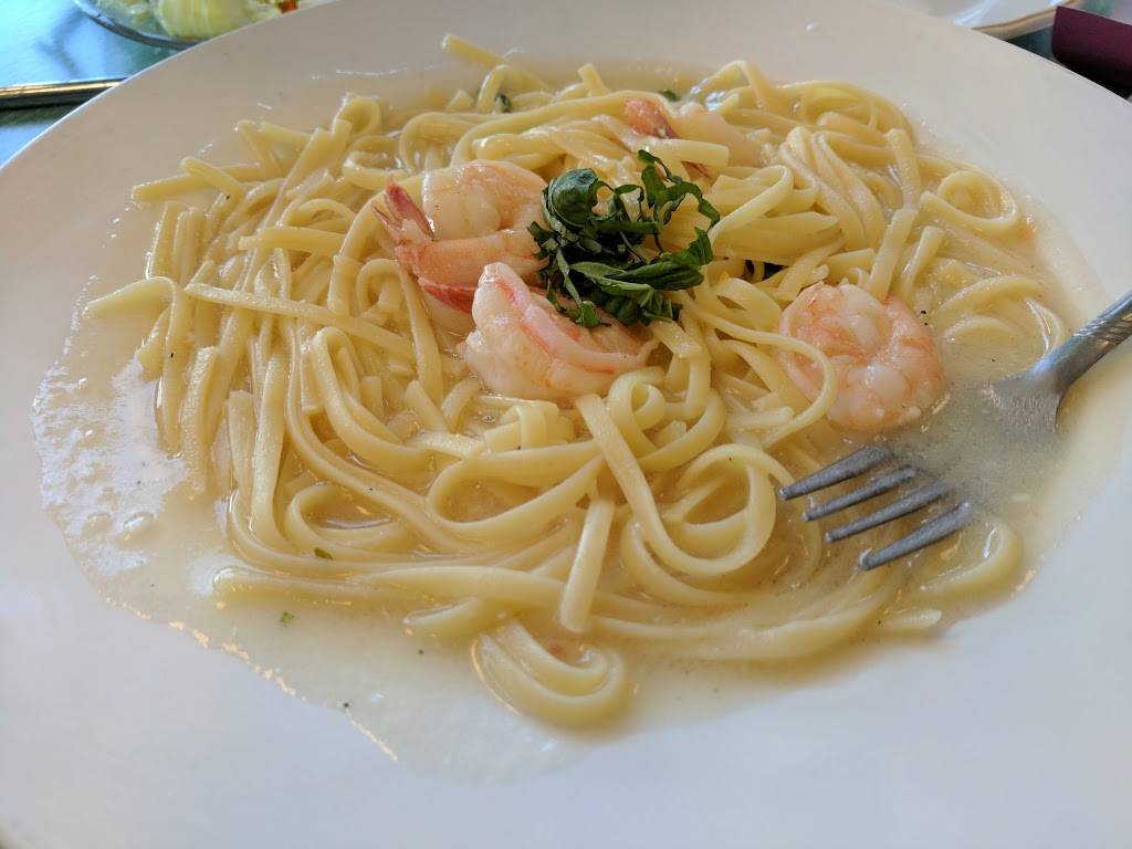 Dominico Italian Restaurant and Pizzeria | restaurant | 19 Luray Shopping Ctr, Luray, VA 22835, USA | 5407432555 OR +1 540-743-2555