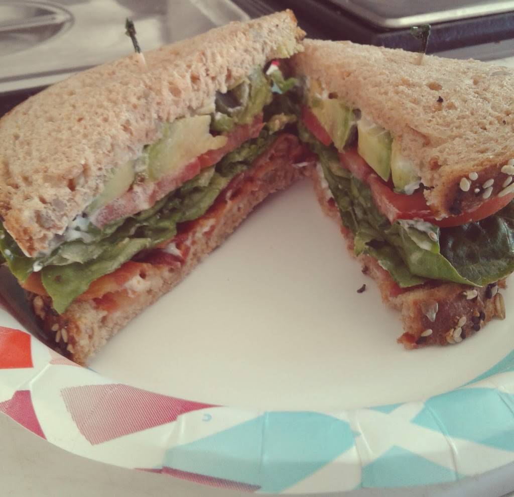 Sabatinos Sausage Deli & Pizza Co | restaurant | 406 32nd St, Newport Beach, CA 92663, USA | 9497231930 OR +1 949-723-1930