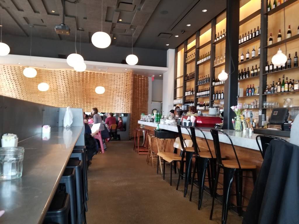 Zola Bistro | restaurant | 3030 Washtenaw Ave Suite 101, Ann Arbor, MI 48104, USA | 7344778088 OR +1 734-477-8088