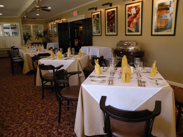 Carmel Inn and Suites | restaurant | 400 E 1st St, Thibodaux, LA 70301, USA | 9854460561 OR +1 985-446-0561